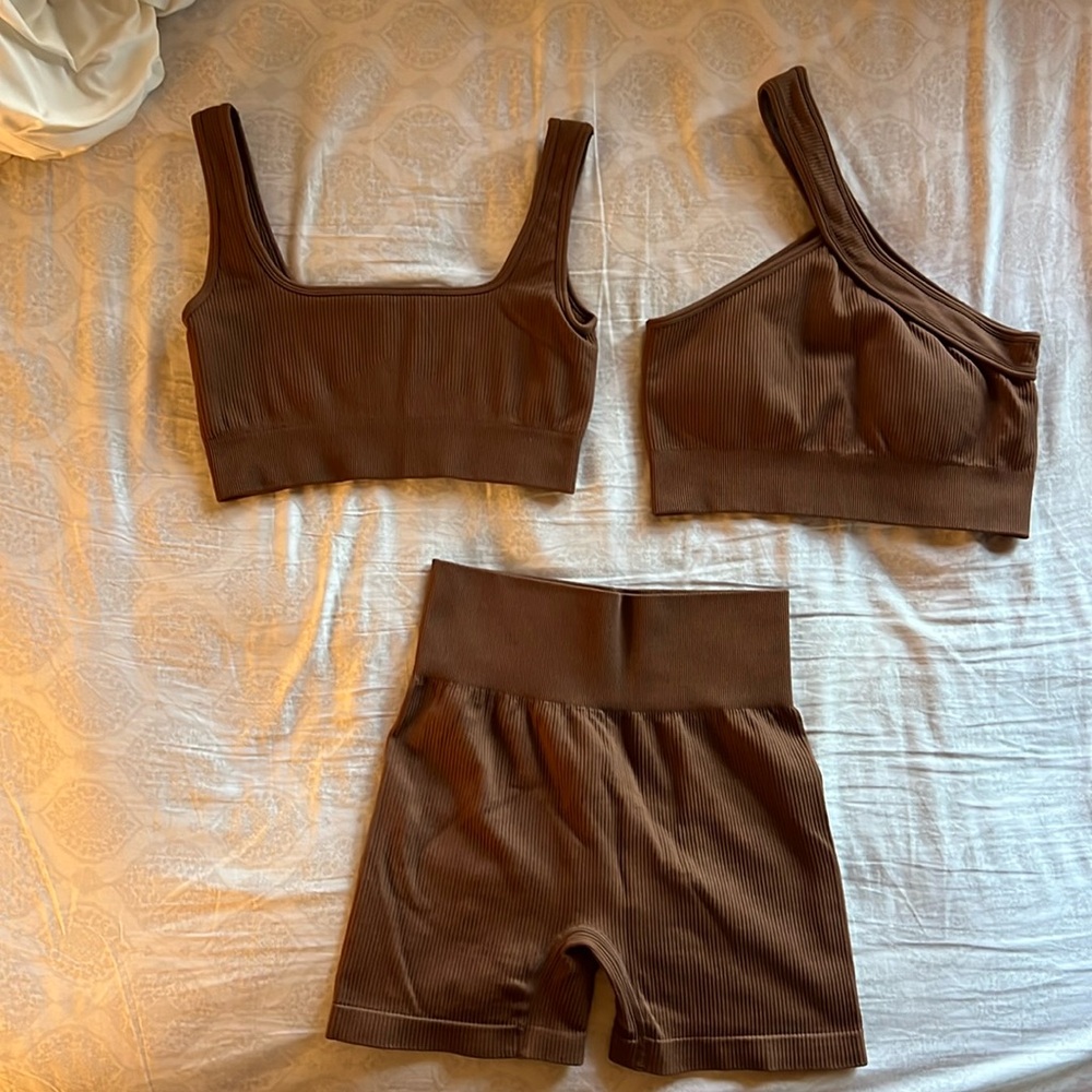 Brown Women's Ribbed Activewear Set